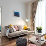 Flora-heartbeat Old Three Bedrooms