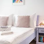 Flora-heartbeat Old Three Bedrooms