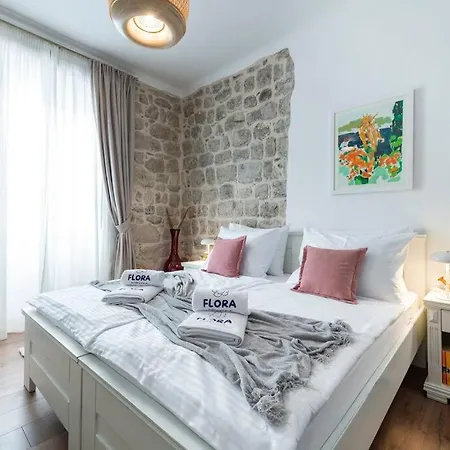 Flora-heartbeat Old Three Bedrooms * Dubrovnik