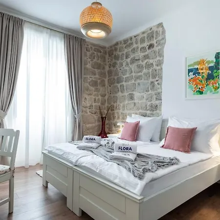 Apartment Flora-heartbeat Old Three Bedrooms *