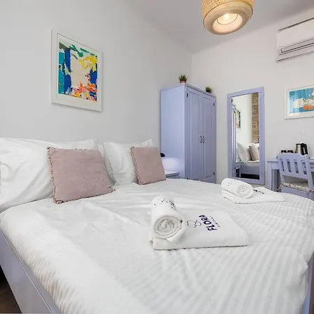 Flora-heartbeat Old Three Bedrooms *