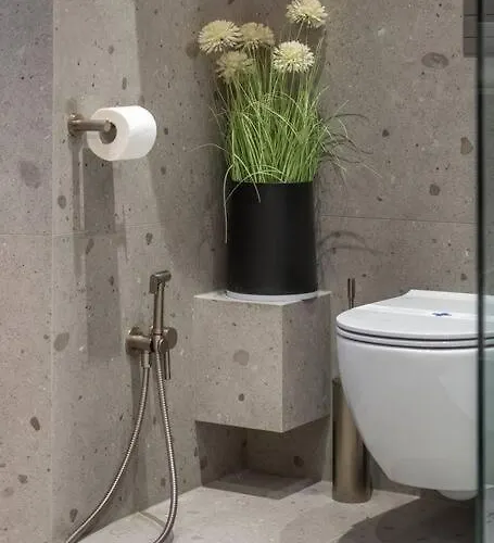 Flora-heartbeat Old Three Bedrooms דירה *