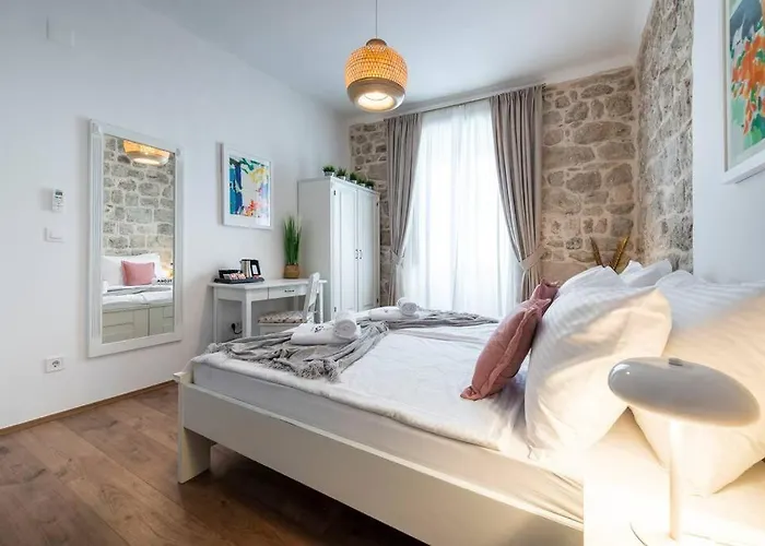 Flora-heartbeat Old Three Bedrooms * דוברובניק