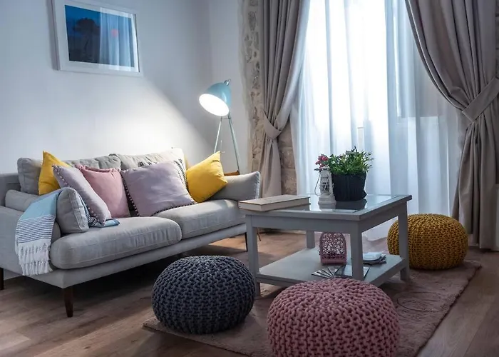 Flora-heartbeat Old Three Bedrooms *