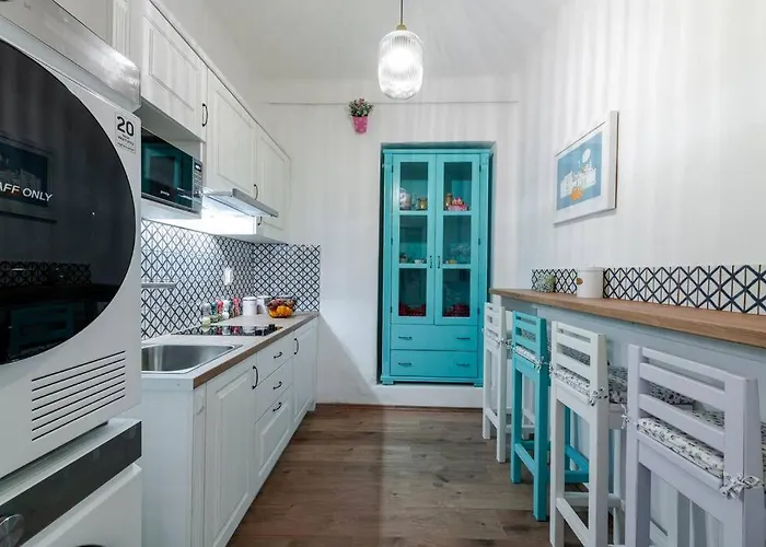 Flora-heartbeat Old Three Bedrooms דירה *