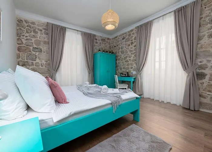 Flora-heartbeat Old Three Bedrooms *