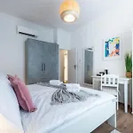 Διαμέρισμα Flora-heartbeat Old Three Bedrooms