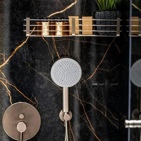 Appartement Flora-heartbeat Old Three Bedrooms