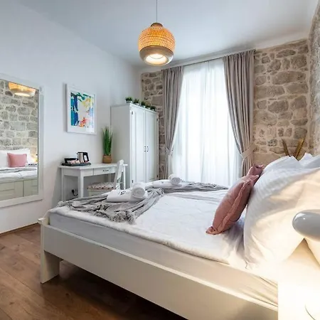Flora-heartbeat Old Three Bedrooms * Dubrovnik