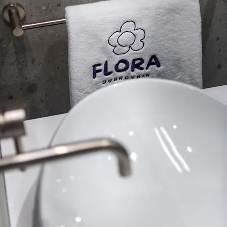 Appartement Flora-heartbeat Old Three Bedrooms